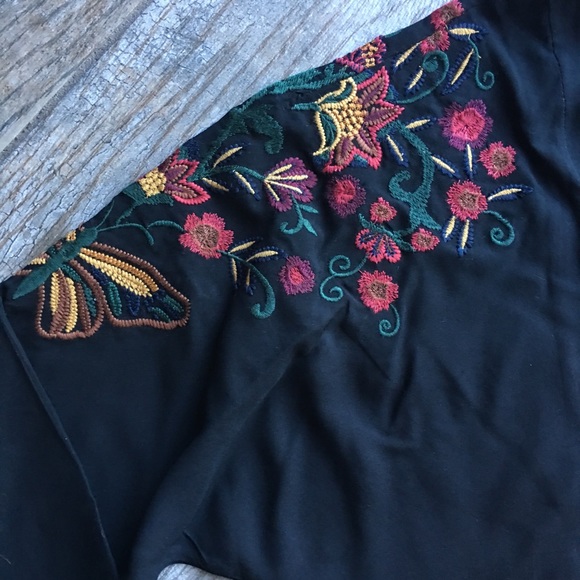 Embroidered Button Down - Picture 3 of 7